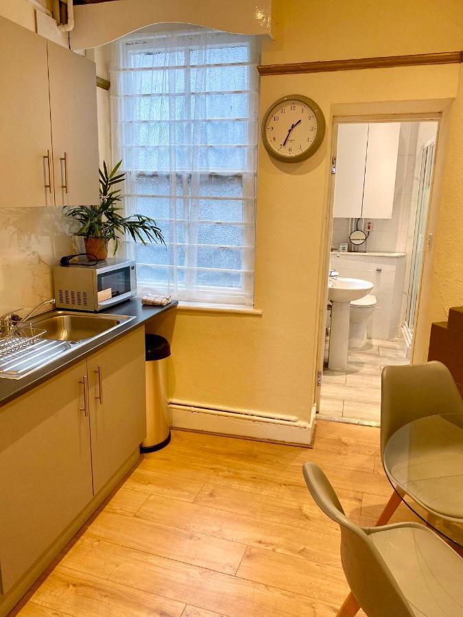 Candy Cafe Apartment ลอนดอน ภายนอก รูปภาพ
